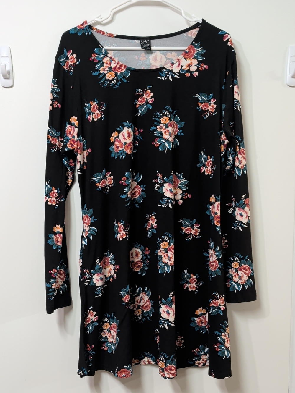 NWOT Lildy Black Floral Printed Pocket Tunic Dress Size L/XL